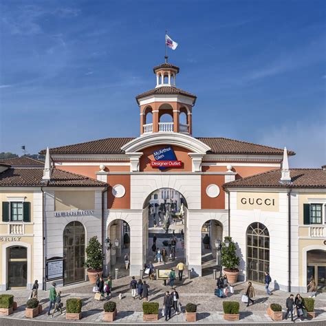 dior serravalle outlet|serravalle outlet.